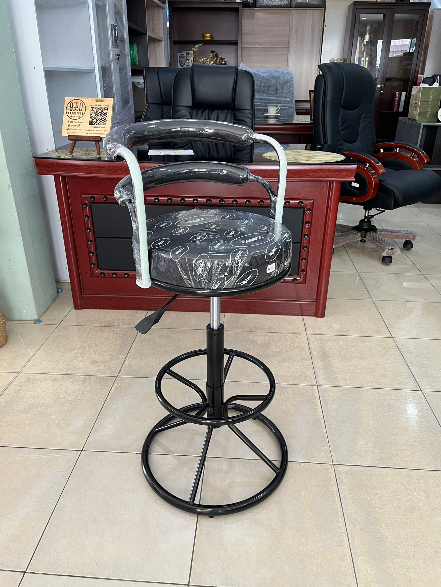 LINE_ALBUM_เก้าอี้บาร์_௨௨௦௮௧௯